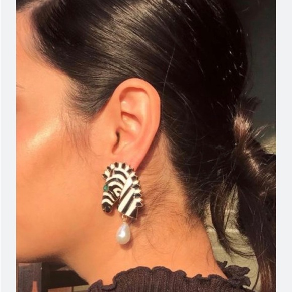 Zara Enamel Pearl Zebra Earrings - Picture 3 of 17
